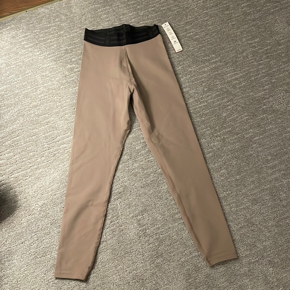 Good American “The Icon” Leggings